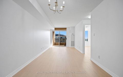 Photo 4 at 1508 - 3880 Duke Of York Boulevard, City Centre, Mississauga