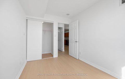 Photo 16 at 1508 - 3880 Duke Of York Boulevard, City Centre, Mississauga