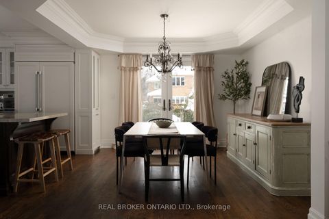 Photo 10 at 37 Wilgar Road, Kingsway South, Toronto