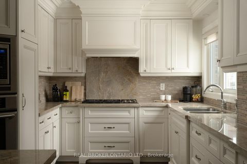 Photo 14 at 37 Wilgar Road, Kingsway South, Toronto