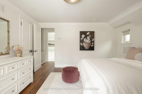 Photo 23 at 37 Wilgar Road, Kingsway South, Toronto