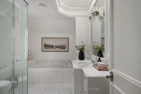 Photo 31 at 37 Wilgar Road, Kingsway South, Toronto