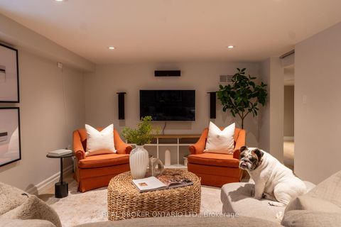 Photo 35 at 37 Wilgar Road, Kingsway South, Toronto