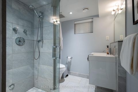 Photo 39 at 37 Wilgar Road, Kingsway South, Toronto