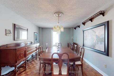 Photo 6 at 28 WHITE LODGE Crescent, Mill Pond, Richmond Hill