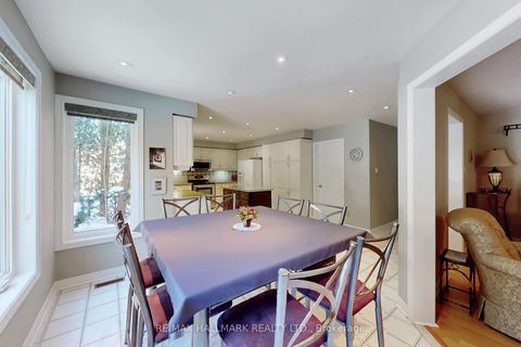 Photo 15 at 28 WHITE LODGE Crescent, Mill Pond, Richmond Hill