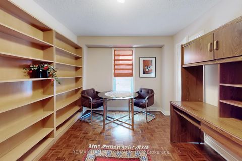 Photo 17 at 28 WHITE LODGE Crescent, Mill Pond, Richmond Hill