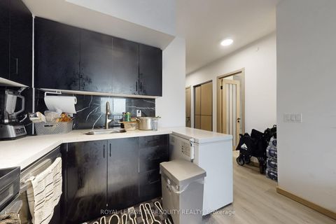 Photo 18 at 605 - 3429 Sheppard Avenue E, Sullivan, Toronto