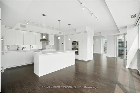 Photo 12 at 1401 - 1430 Yonge Street, St. Clair, Toronto