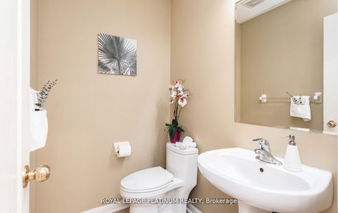 Photo 19 at 4 Skipperhill Crescent, Rouge E11, Toronto