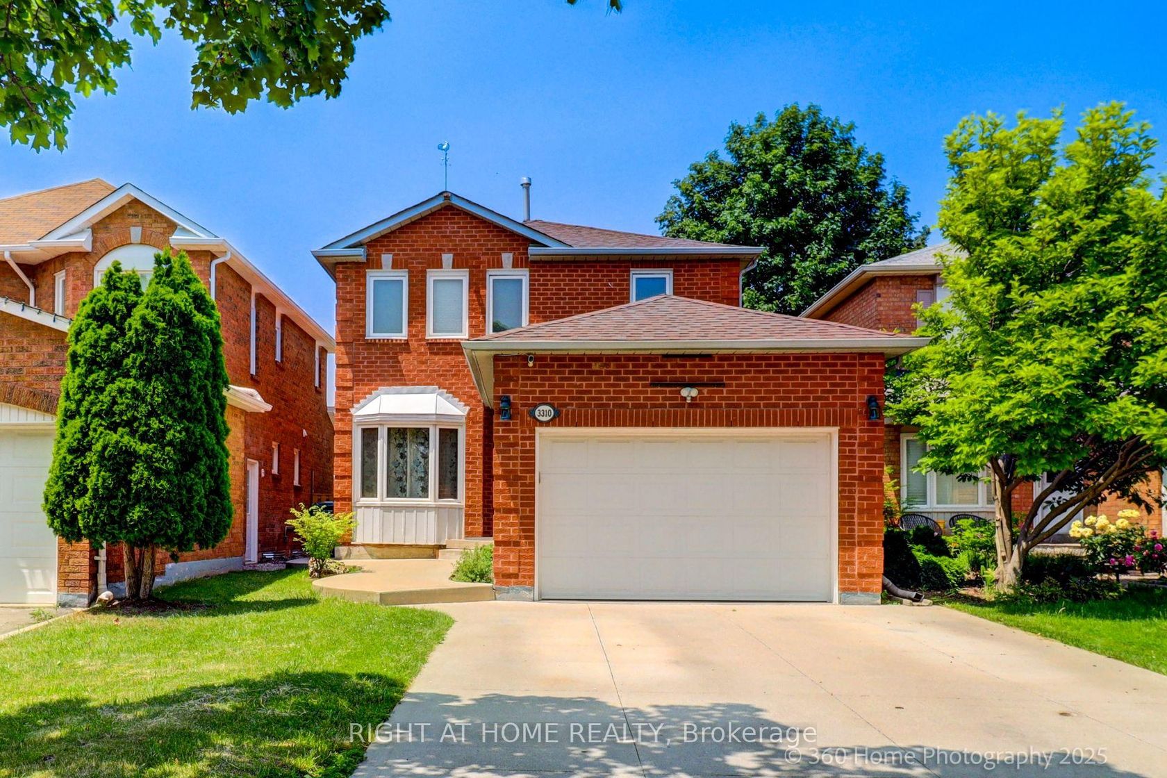 5502 Cosmic Crescent, Hurontario, Mississauga 