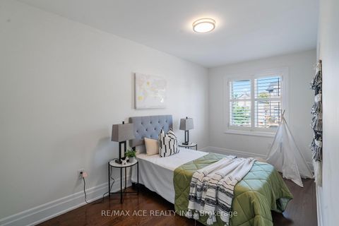 Photo 21 at 71 August Avenue, Oakridge, Toronto