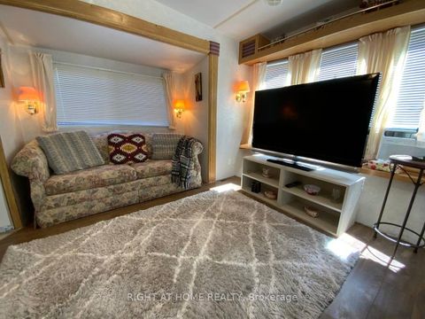 Photo 11 at 3 Woody Way Boulevard E, Pefferlaw, Georgina