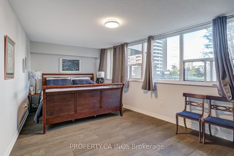 Photo 31 at 106 - 45 Huntingdale Boulevard, L'Amoreaux, Toronto