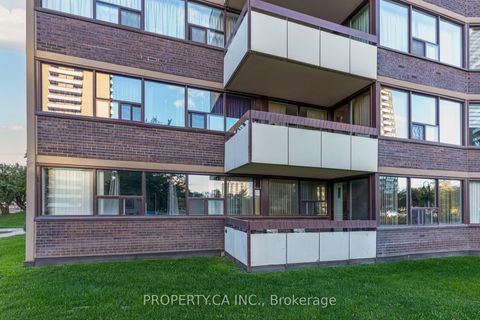 Photo 42 at 106 - 45 Huntingdale Boulevard, L'Amoreaux, Toronto