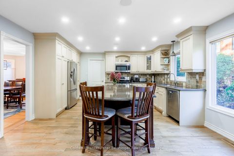 Photo 8 at 152 Treegrove Circle, Hills of St Andrew, Aurora