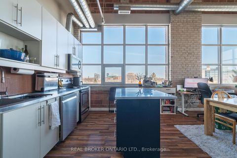 Photo 7 at PH3 - 2154 Dundas Street W, Roncesvalles, Toronto