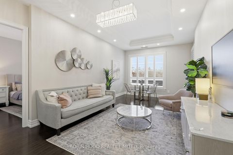 Photo 10 at 331 - 21 Burkebrook Place, York Mills, Toronto