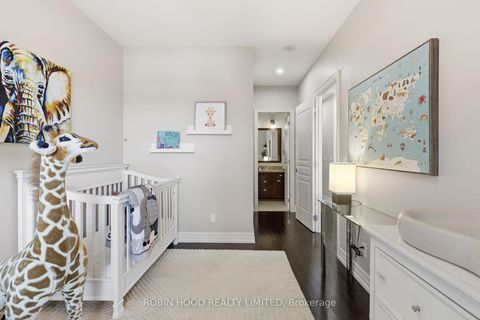Photo 18 at 331 - 21 Burkebrook Place, York Mills, Toronto