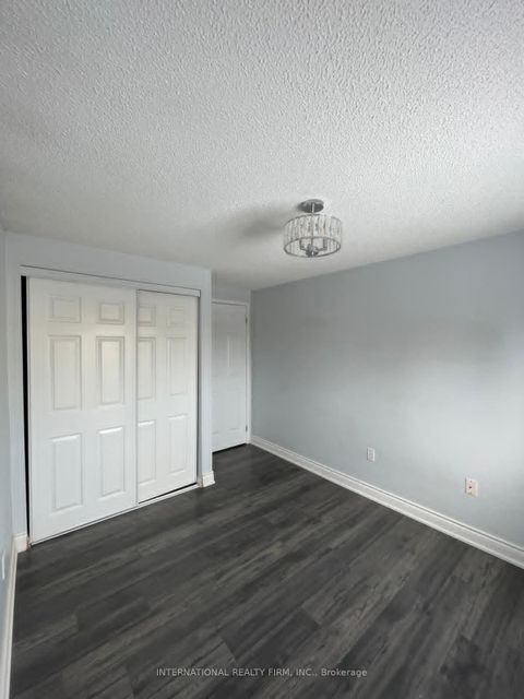 Photo 19 at 63 Wessenger Drive, Holly, Barrie