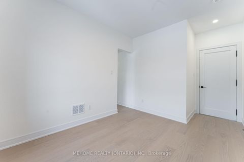 Photo 24 at 85 Post Oak Drive, Jefferson, Richmond Hill