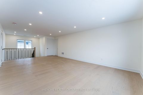 Photo 38 at 85 Post Oak Drive, Jefferson, Richmond Hill