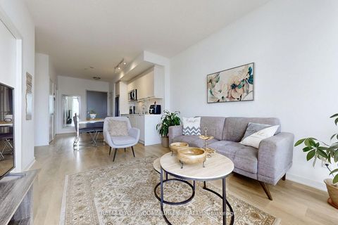 Photo 11 at 2403 - 38 FOREST MANOR Road, Henry Farm, Toronto