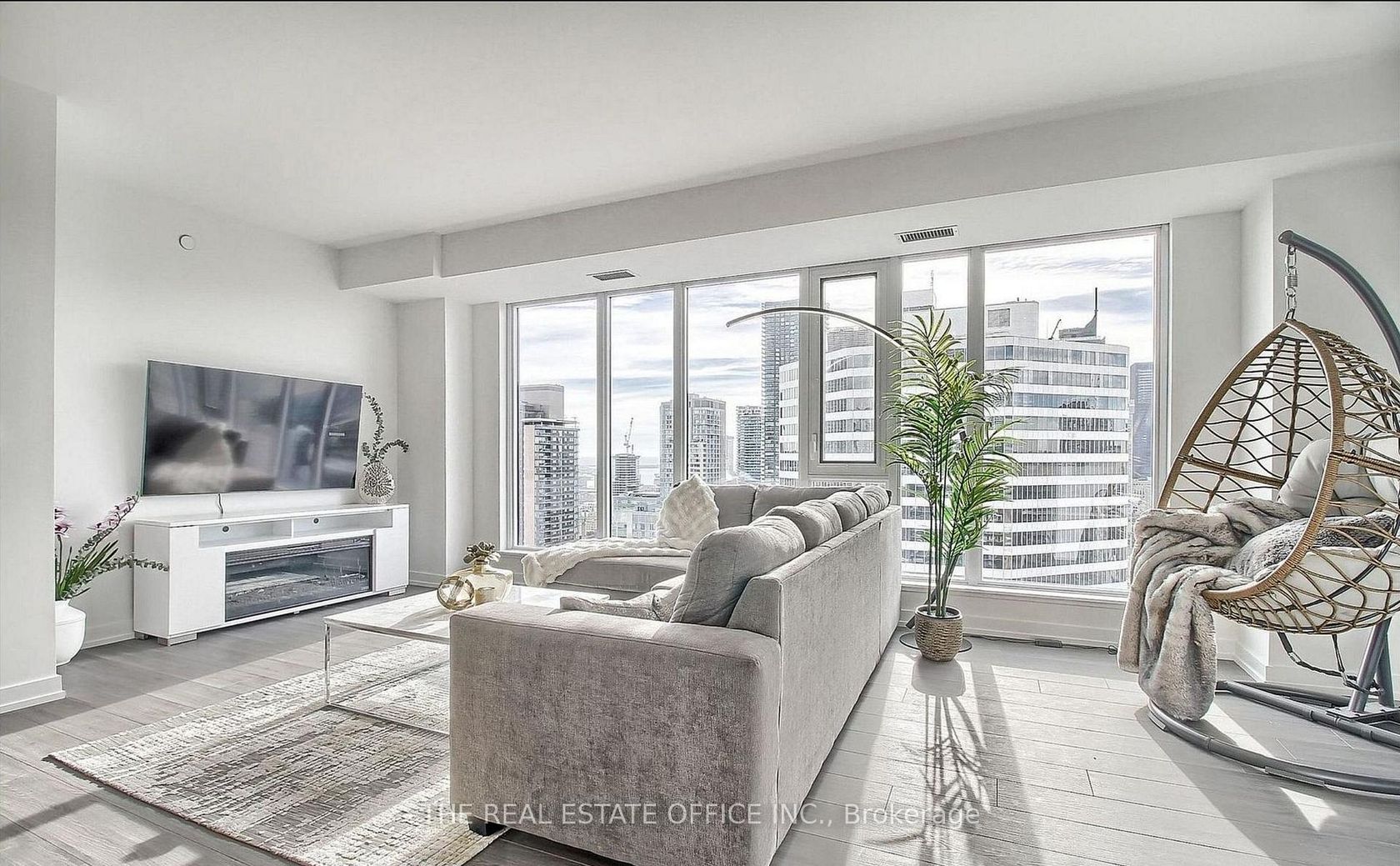 2903 - 20 Edward Street, Bay Street Corridor, Toronto 