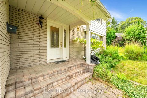 Photo 2 at 223 Violet Court, Centennial, Oshawa