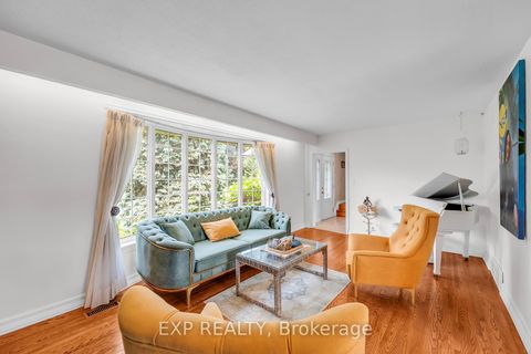 Photo 6 at 223 Violet Court, Centennial, Oshawa