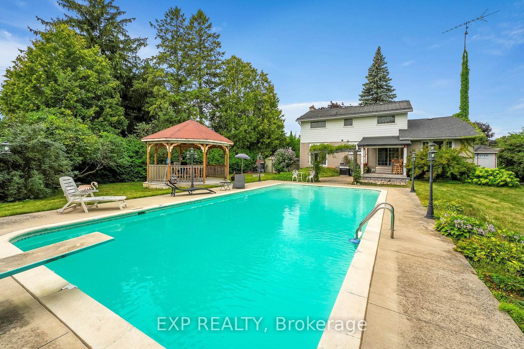 223 Violet Court, Centennial, Oshawa 