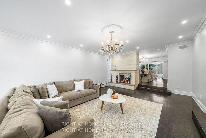 Photo 6 at 40 Heathview Avenue, Bayview Village, Toronto