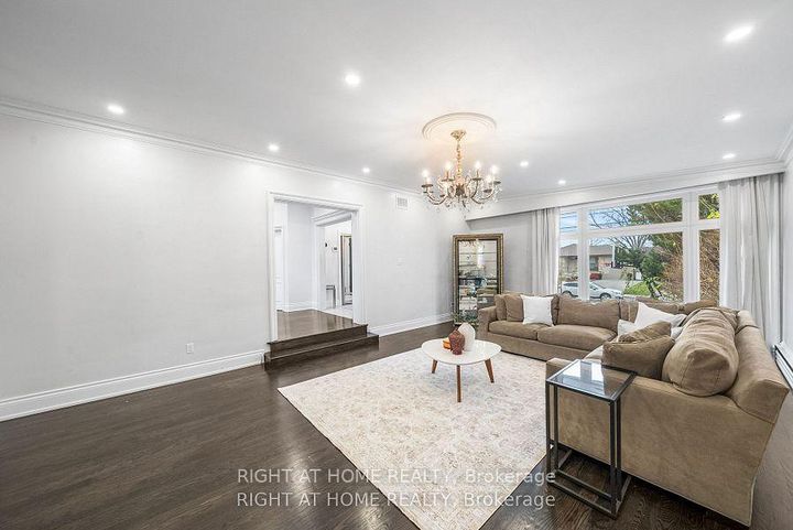 Photo 8 at 40 Heathview Avenue, Bayview Village, Toronto