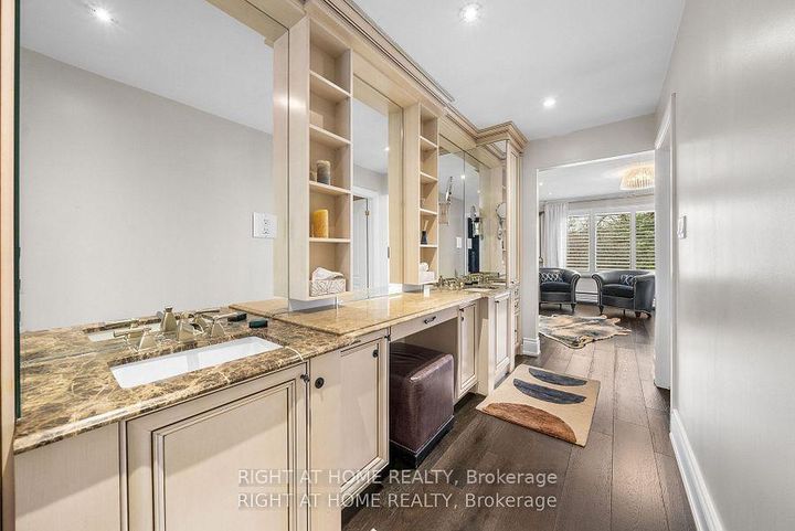 Photo 19 at 40 Heathview Avenue, Bayview Village, Toronto
