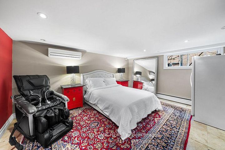 Photo 29 at 40 Heathview Avenue, Bayview Village, Toronto