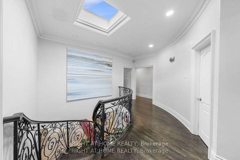 Photo 4 at 40 Heathview Avenue, Bayview Village, Toronto