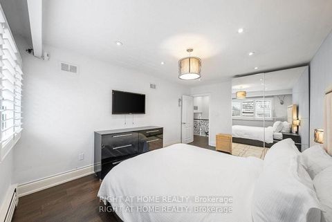 Photo 22 at 40 Heathview Avenue, Bayview Village, Toronto