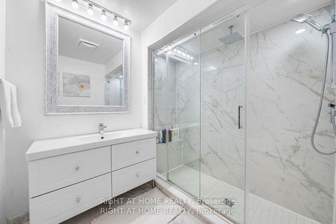 Photo 23 at 40 Heathview Avenue, Bayview Village, Toronto