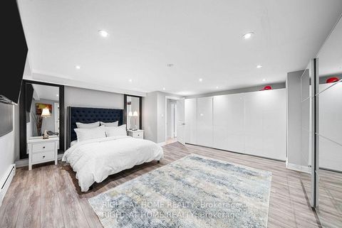 Photo 25 at 40 Heathview Avenue, Bayview Village, Toronto