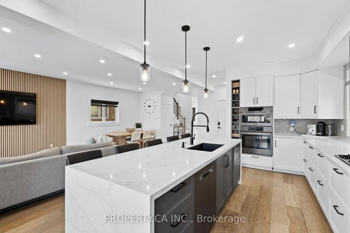 Photo 12 at 44 Andrew Hill Drive, Vellore Village, Vaughan