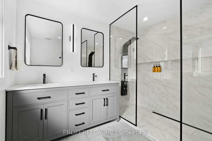 Photo 17 at 44 Andrew Hill Drive, Vellore Village, Vaughan