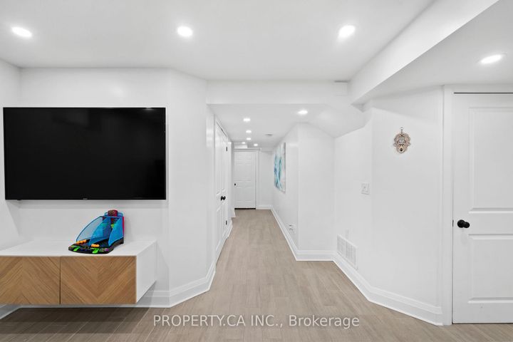 Photo 29 at 44 Andrew Hill Drive, Vellore Village, Vaughan