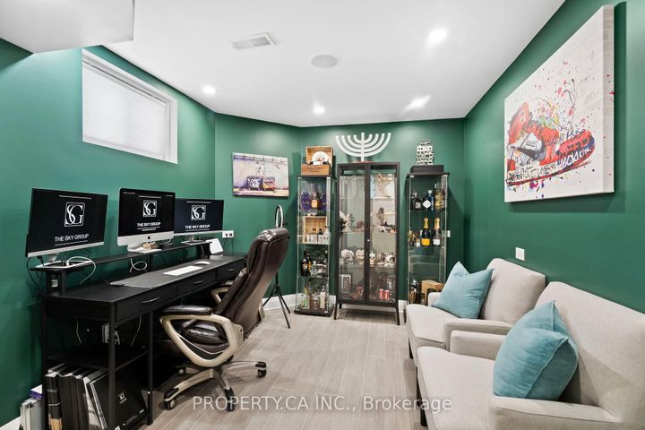 Photo 34 at 44 Andrew Hill Drive, Vellore Village, Vaughan