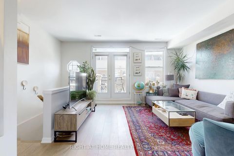 Photo 1 at 213 - 55 Halton Street, Bellwoods, Toronto