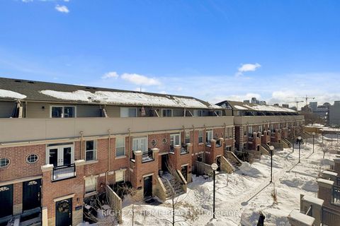 Photo 9 at 213 - 55 Halton Street, Bellwoods, Toronto