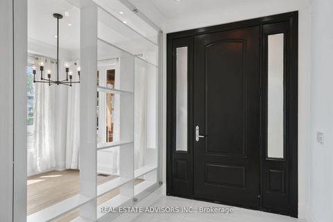 Photo 3 at 69 Fenwood Heights, Cliffcrest, Toronto