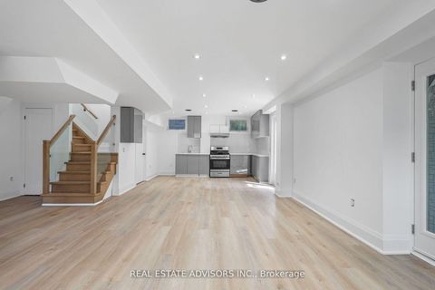 Photo 34 at 69 Fenwood Heights, Cliffcrest, Toronto