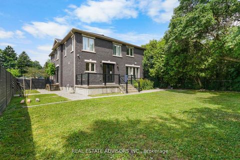 Photo 41 at 69 Fenwood Heights, Cliffcrest, Toronto