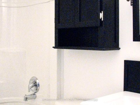 Photo 13 at 77 Tecumseth Street, Niagara, Toronto