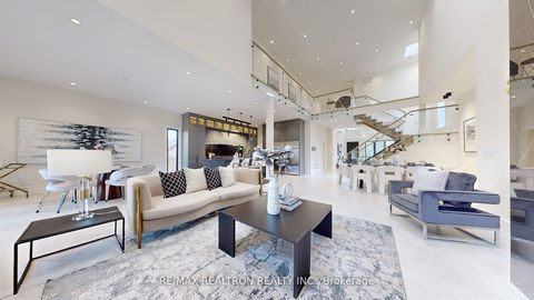 Photo 4 at 84 Murray Drive, Aurora Highlands, Aurora